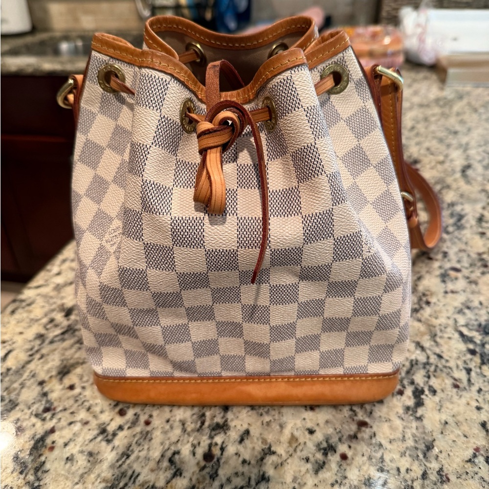 Louis Vuitton Noé BB